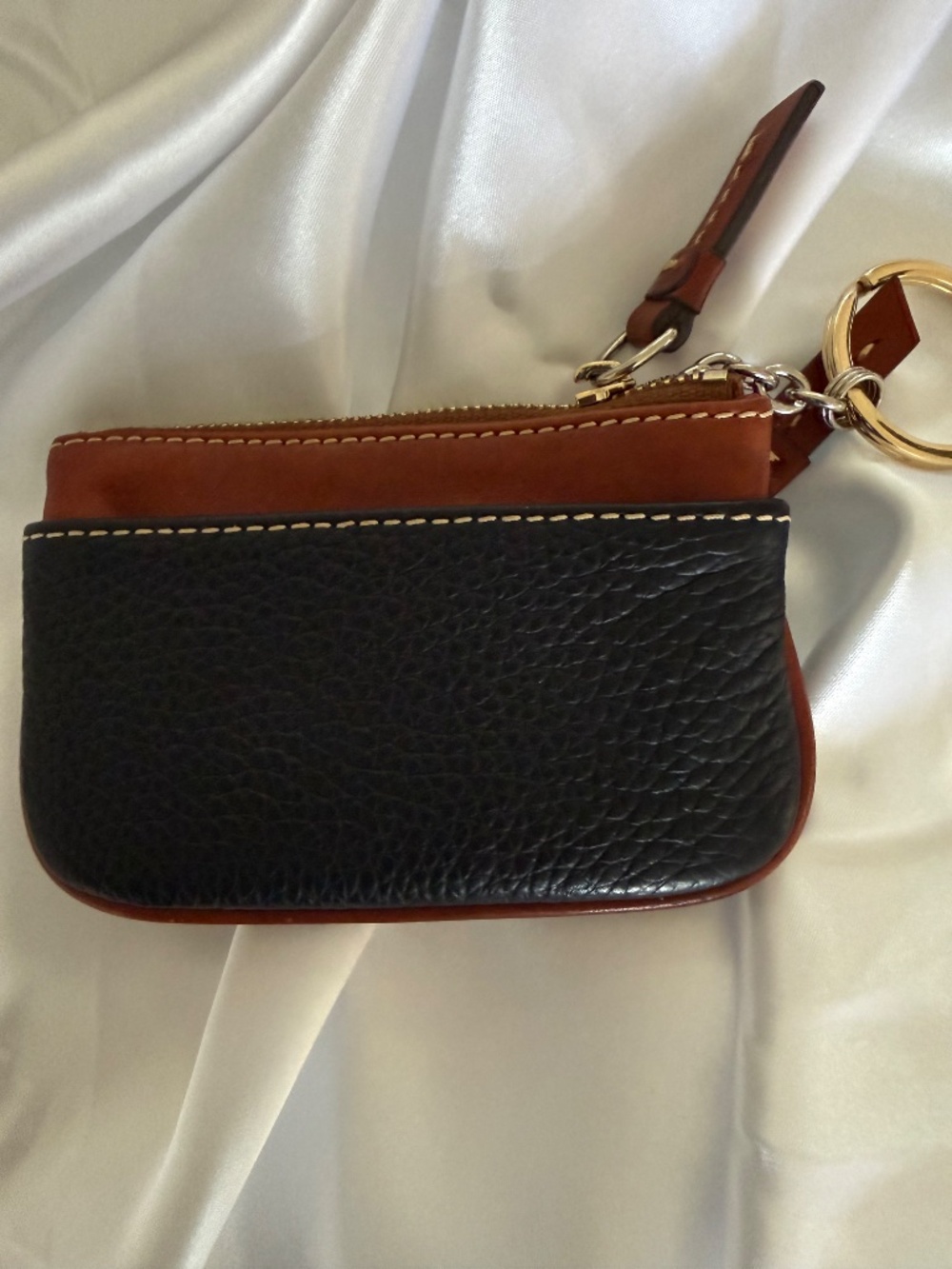 Dooney & Bourke Pebble Grain Leather Small Coin Case Black/Brown - Picture 2 of 7